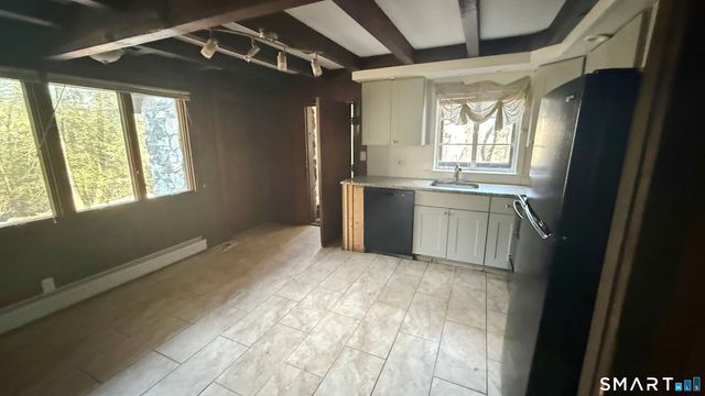 198 Good Hill Road, Oxford, CT 06478