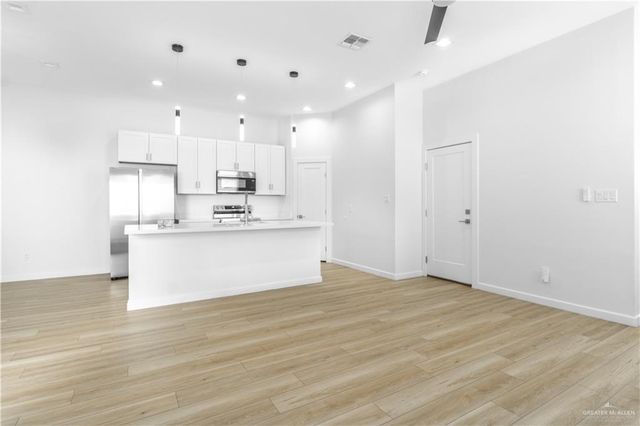 2709 W Kerria Avenue, Mcallen, TX 78501