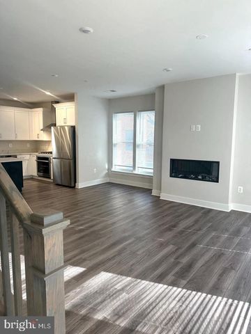 946 HEIGHTS ALY SE, Washington, DC 20032