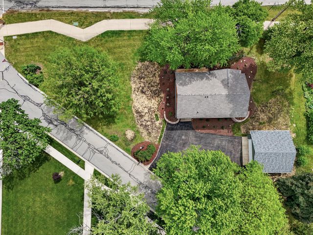 1404 Forest Park Avenue, Valparaiso, IN 46385