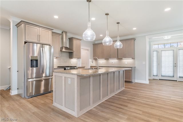 3542 Red Tail Circle NW, Canton, OH 44708