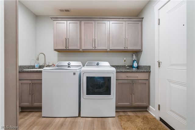 3542 Red Tail Circle NW, Canton, OH 44708