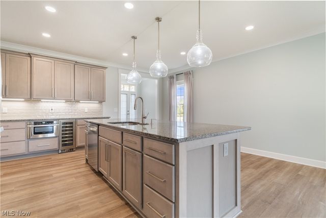 3542 Red Tail Circle NW, Canton, OH 44708