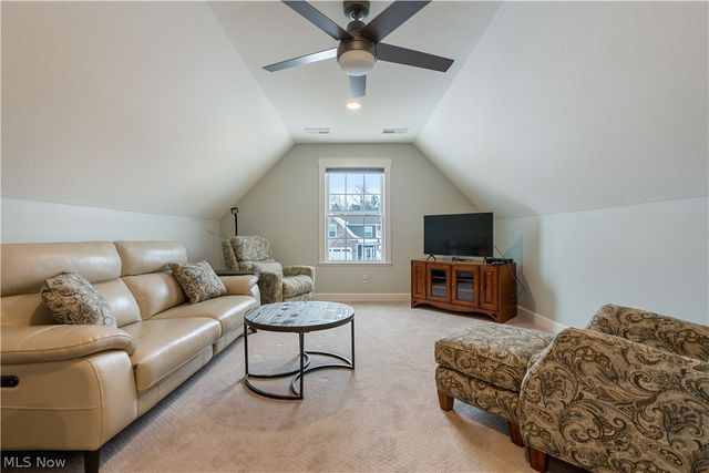 3542 Red Tail Circle NW, Canton, OH 44708