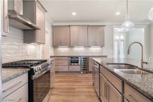 3542 Red Tail Circle NW, Canton, OH 44708