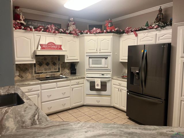 4508 Briarwood, Marshall, TX 75670