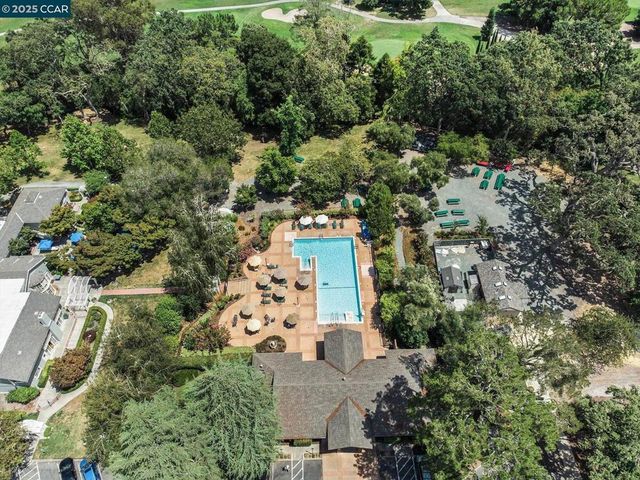 1832 Golden Rain Rd 6, Walnut Creek, CA 94595