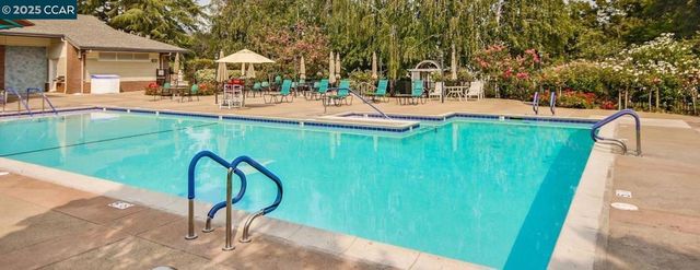 1832 Golden Rain Rd 6, Walnut Creek, CA 94595