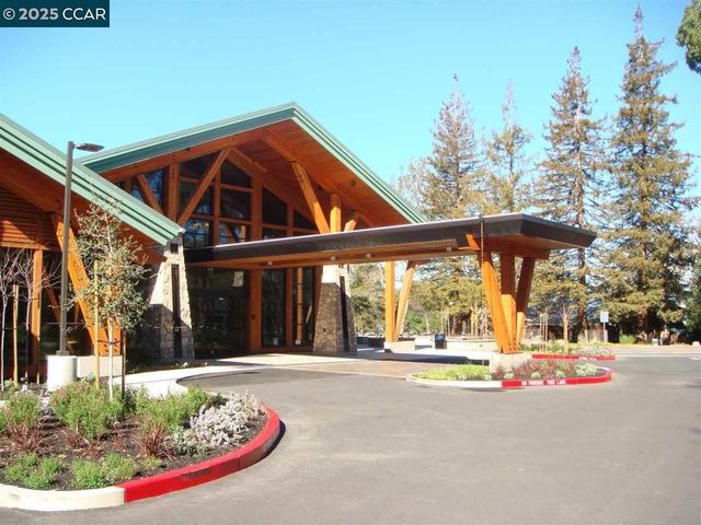 1832 Golden Rain Rd 6, Walnut Creek, CA 94595