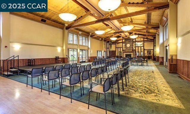 1832 Golden Rain Rd 6, Walnut Creek, CA 94595