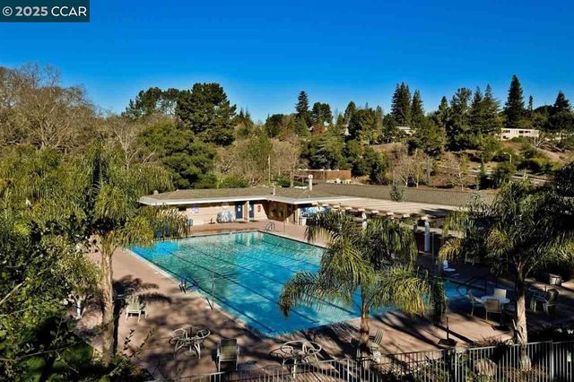 1832 Golden Rain Rd 6, Walnut Creek, CA 94595
