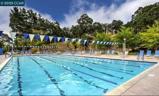 1832 Golden Rain Rd 6, Walnut Creek, CA 94595