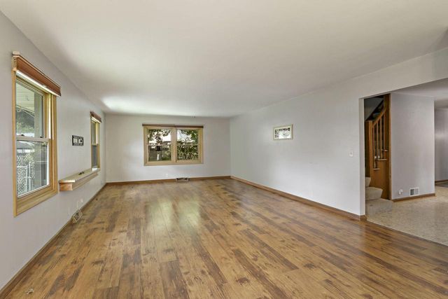 3456 N Wisconsin STREET, Racine, WI 53402