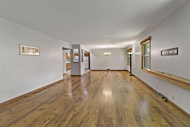 3456 N Wisconsin STREET, Racine, WI 53402