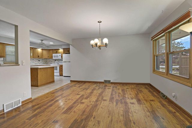 3456 N Wisconsin STREET, Racine, WI 53402