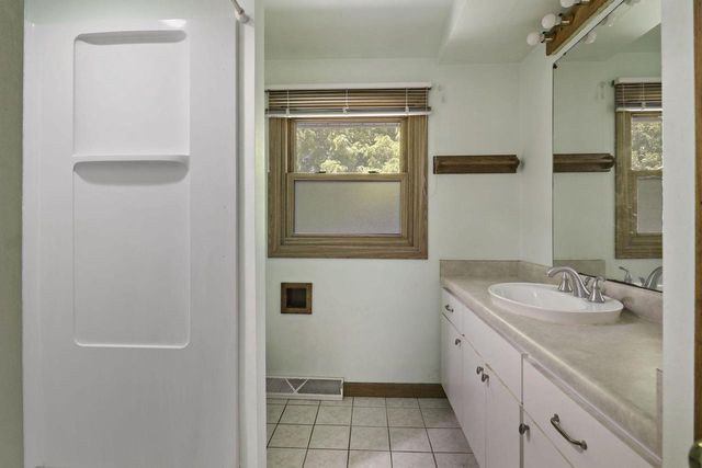 3456 N Wisconsin STREET, Racine, WI 53402