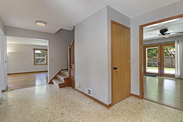 3456 N Wisconsin STREET, Racine, WI 53402
