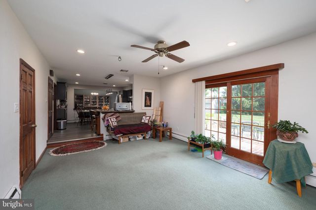 1967 LAFAYETTE RD, Lansdale, PA 19446