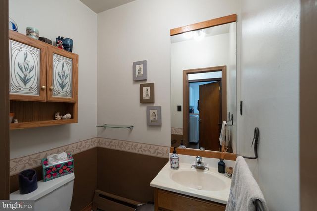 1967 LAFAYETTE RD, Lansdale, PA 19446