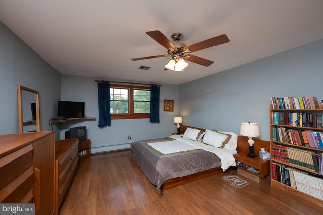 1967 LAFAYETTE RD, Lansdale, PA 19446