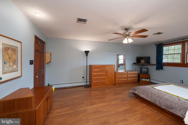 1967 LAFAYETTE RD, Lansdale, PA 19446