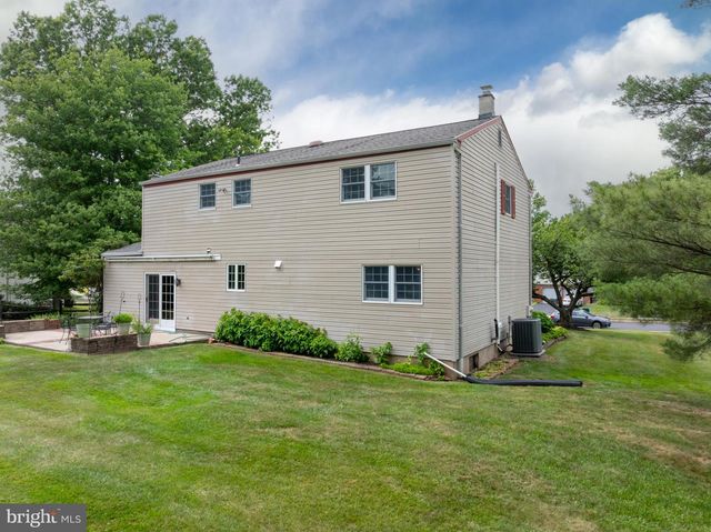 1967 LAFAYETTE RD, Lansdale, PA 19446