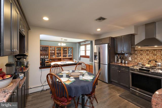 1967 LAFAYETTE RD, Lansdale, PA 19446