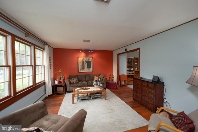 1967 LAFAYETTE RD, Lansdale, PA 19446