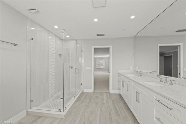2859 Blossom CT, Naples, FL 34120