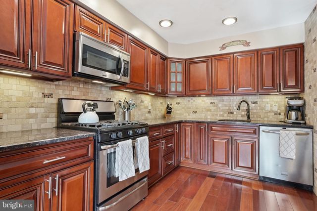 232 GREENDALE RD, Philadelphia, PA 19154
