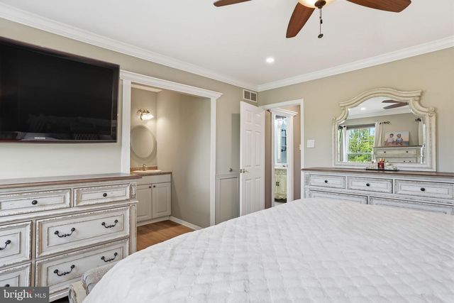 232 GREENDALE RD, Philadelphia, PA 19154