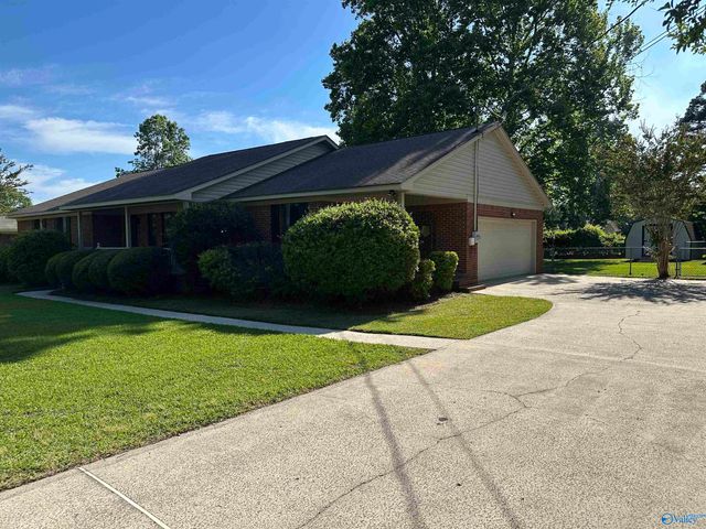 2376 Powell Street, Southside, AL 35907
