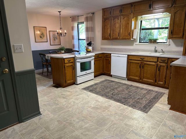 2376 Powell Street, Southside, AL 35907