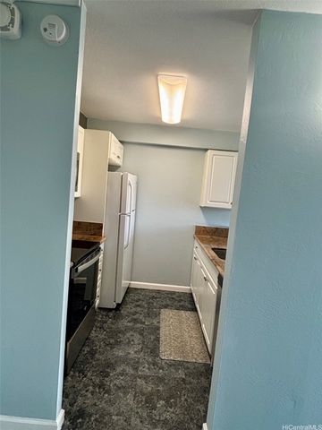 98-500 Koauka Loop 14E, Aiea, HI 96701