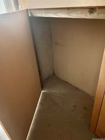 98-500 Koauka Loop 14E, Aiea, HI 96701