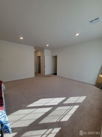 231 Lorhan Drive, Piscataway, NJ 08854