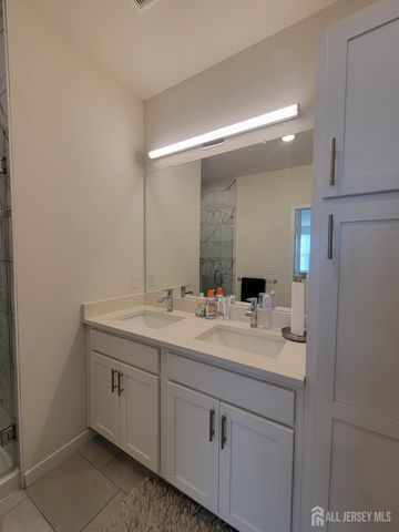 231 Lorhan Drive, Piscataway, NJ 08854