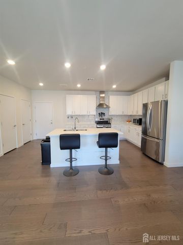 231 Lorhan Drive, Piscataway, NJ 08854