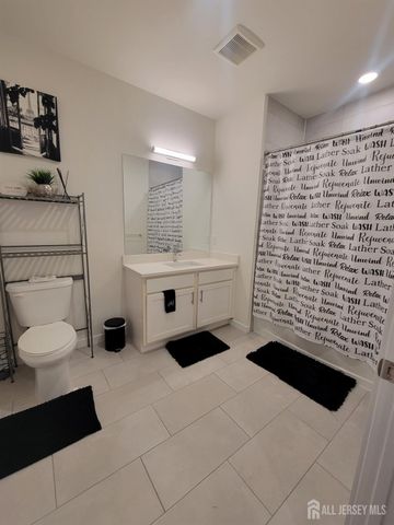 231 Lorhan Drive, Piscataway, NJ 08854