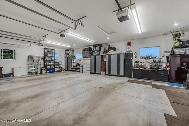 7082 E POLELINE AVE, Post Falls, ID 83854