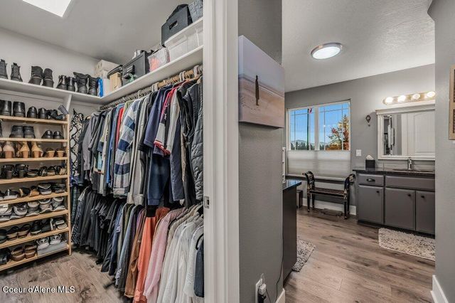 7082 E POLELINE AVE, Post Falls, ID 83854