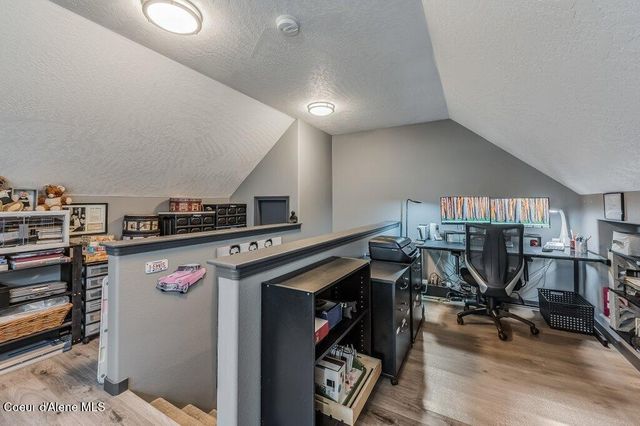 7082 E POLELINE AVE, Post Falls, ID 83854