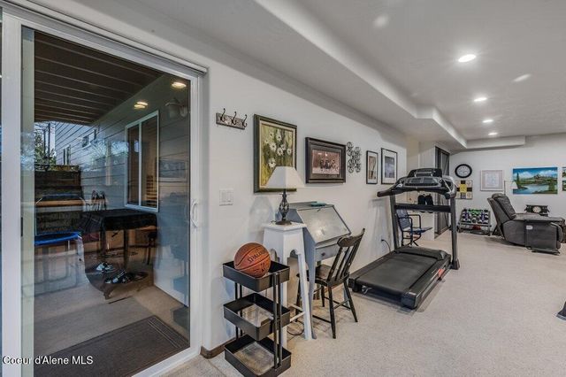 7082 E POLELINE AVE, Post Falls, ID 83854