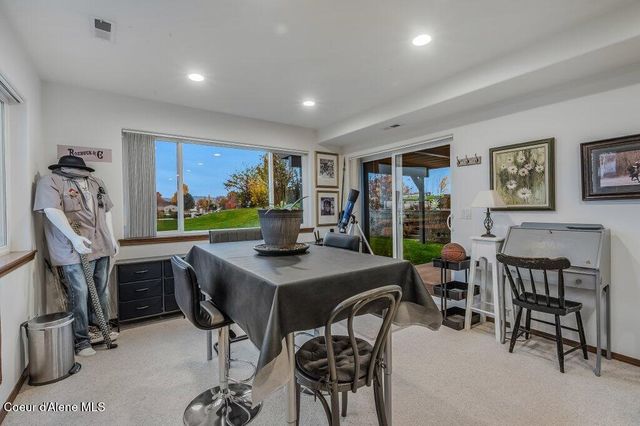 7082 E POLELINE AVE, Post Falls, ID 83854