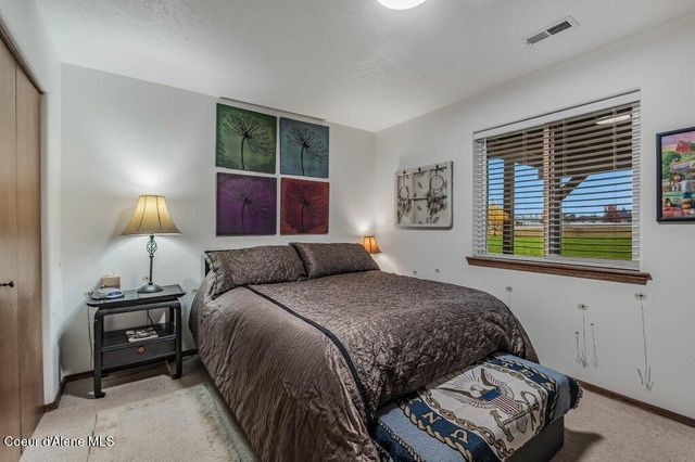 7082 E POLELINE AVE, Post Falls, ID 83854