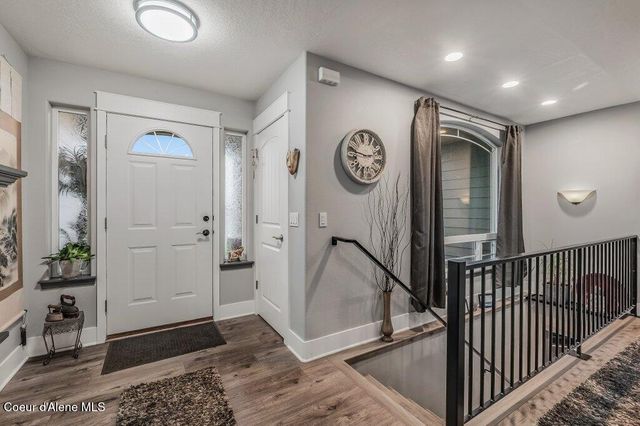 7082 E POLELINE AVE, Post Falls, ID 83854