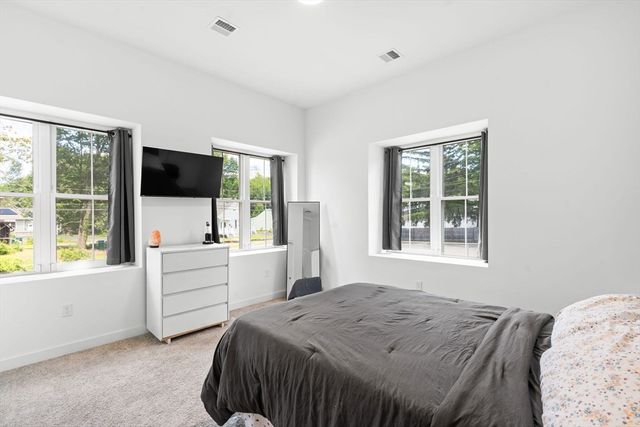 50 Frankfort St 15, Fitchburg, MA 01420