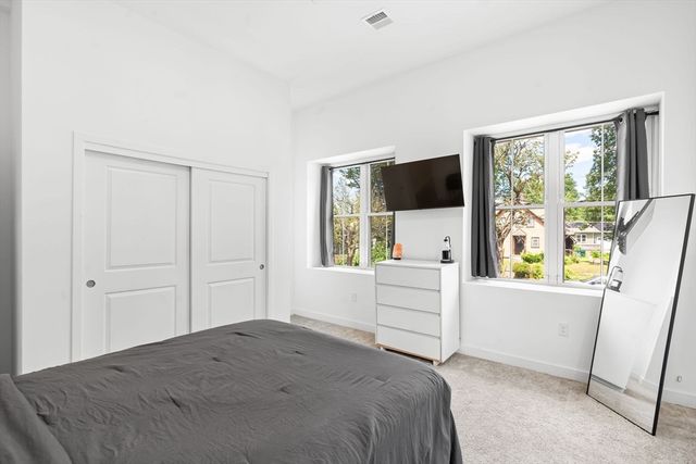 50 Frankfort St 15, Fitchburg, MA 01420