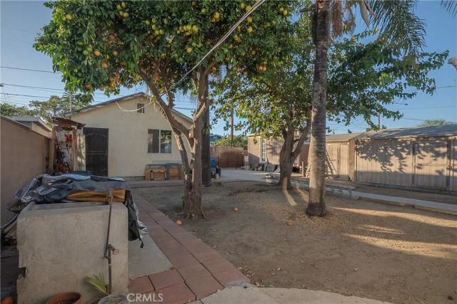 12821 Osborne, Pacoima, CA 91331