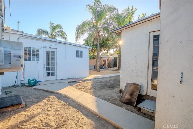 12821 Osborne, Pacoima, CA 91331